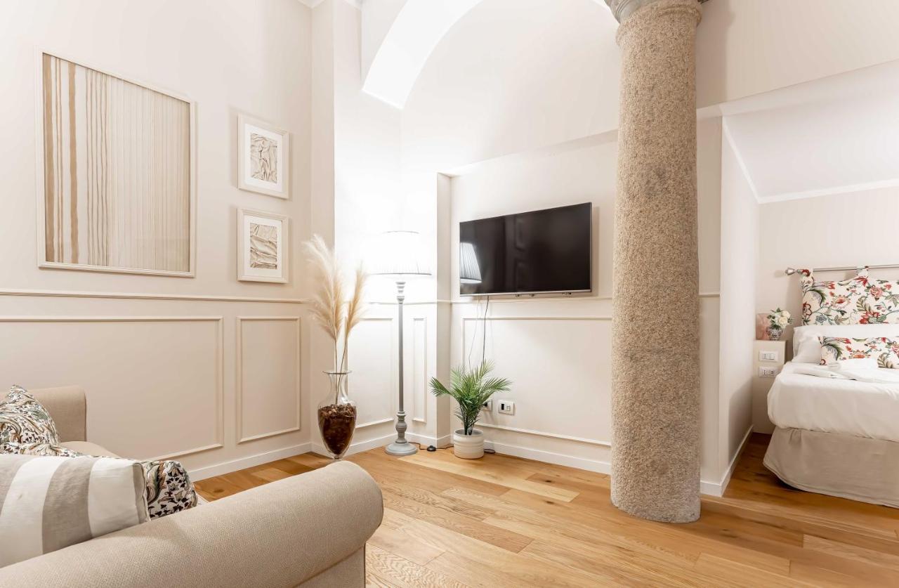 Casa Colonna Romantic Apartment Corso Di Porta Ticinese Milán Exterior foto